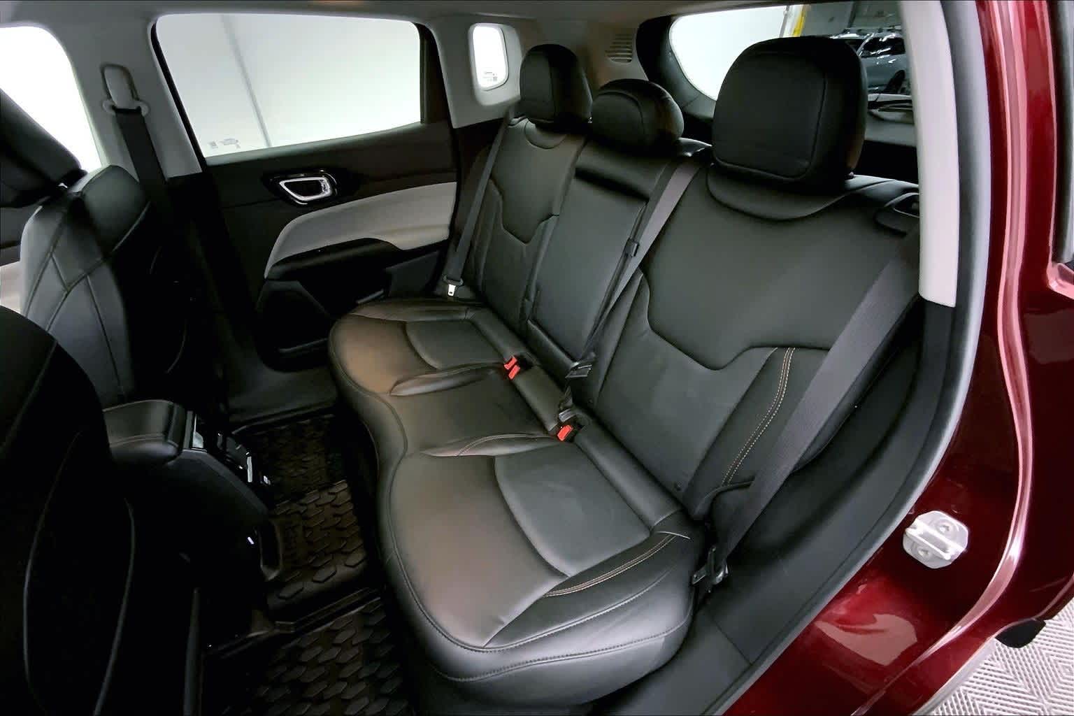 Thumbnail: 2022 Jeep Compass - 29