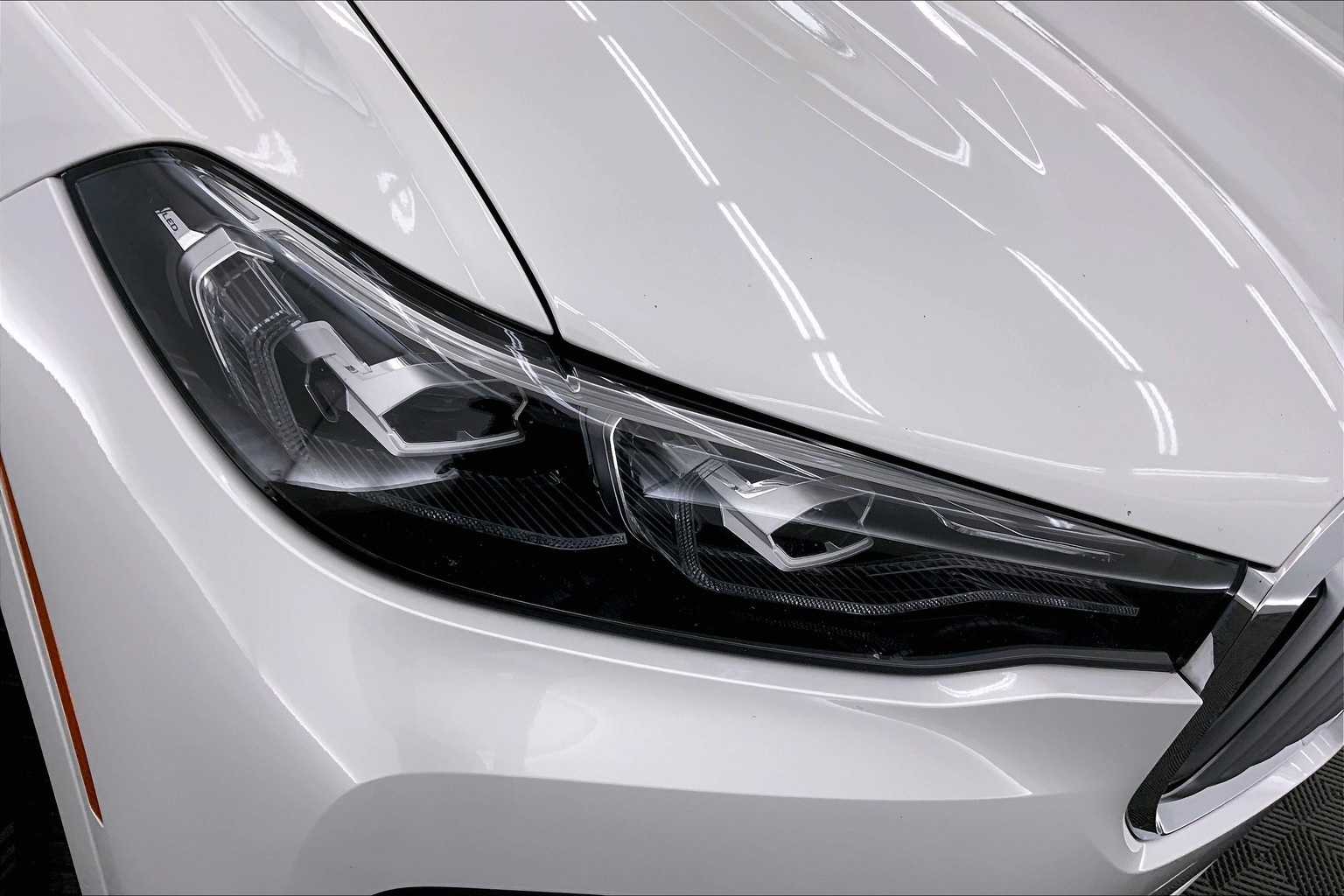 Thumbnail: 2021 BMW X7 - 31