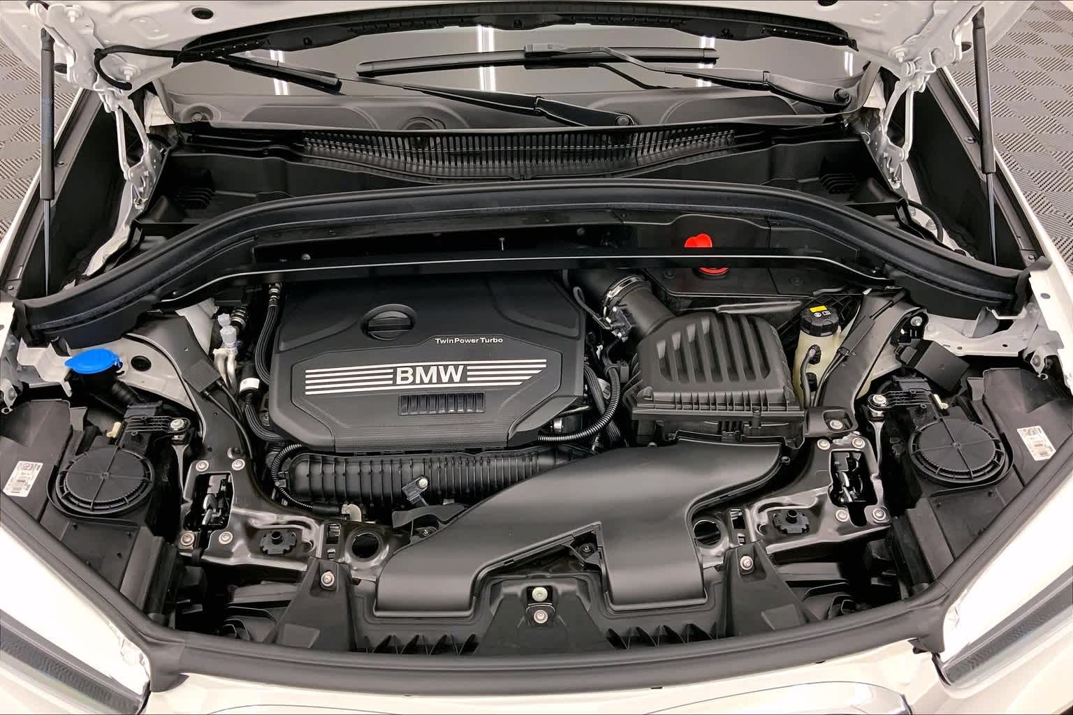 Thumbnail: 2021 BMW X1 - 8