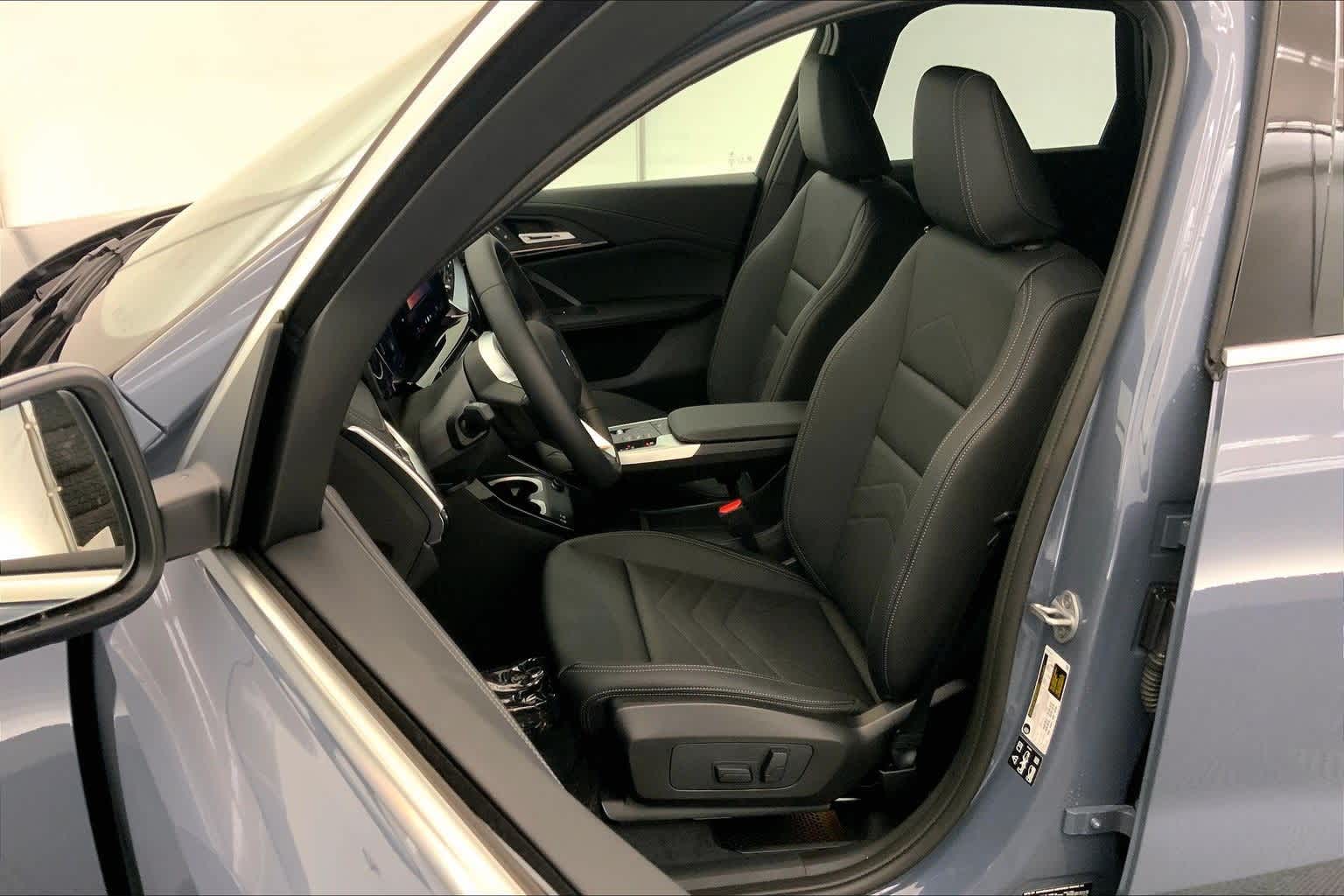 Thumbnail: 2026 BMW X1 - 11