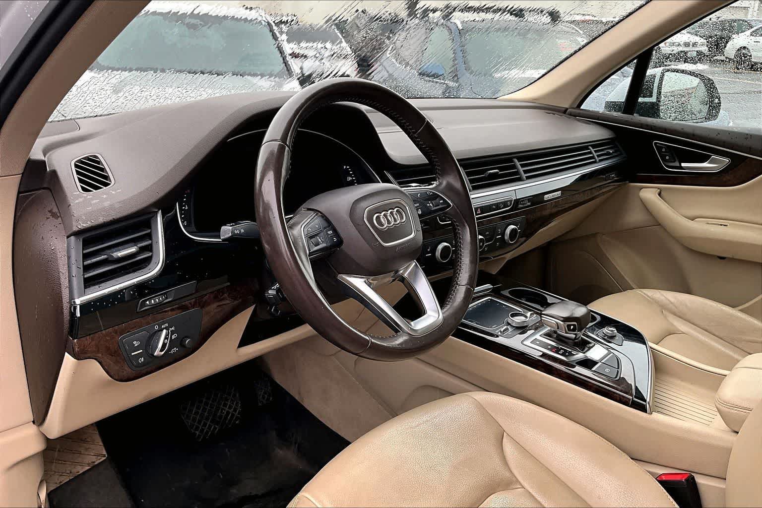 Thumbnail: 2017 Audi Q7 - 2