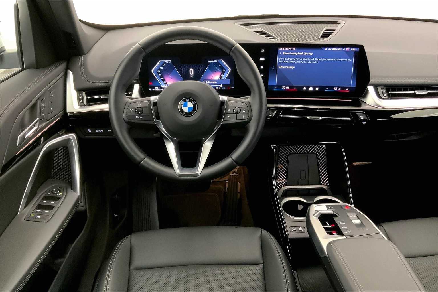 Thumbnail: 2025 BMW X1 - 14