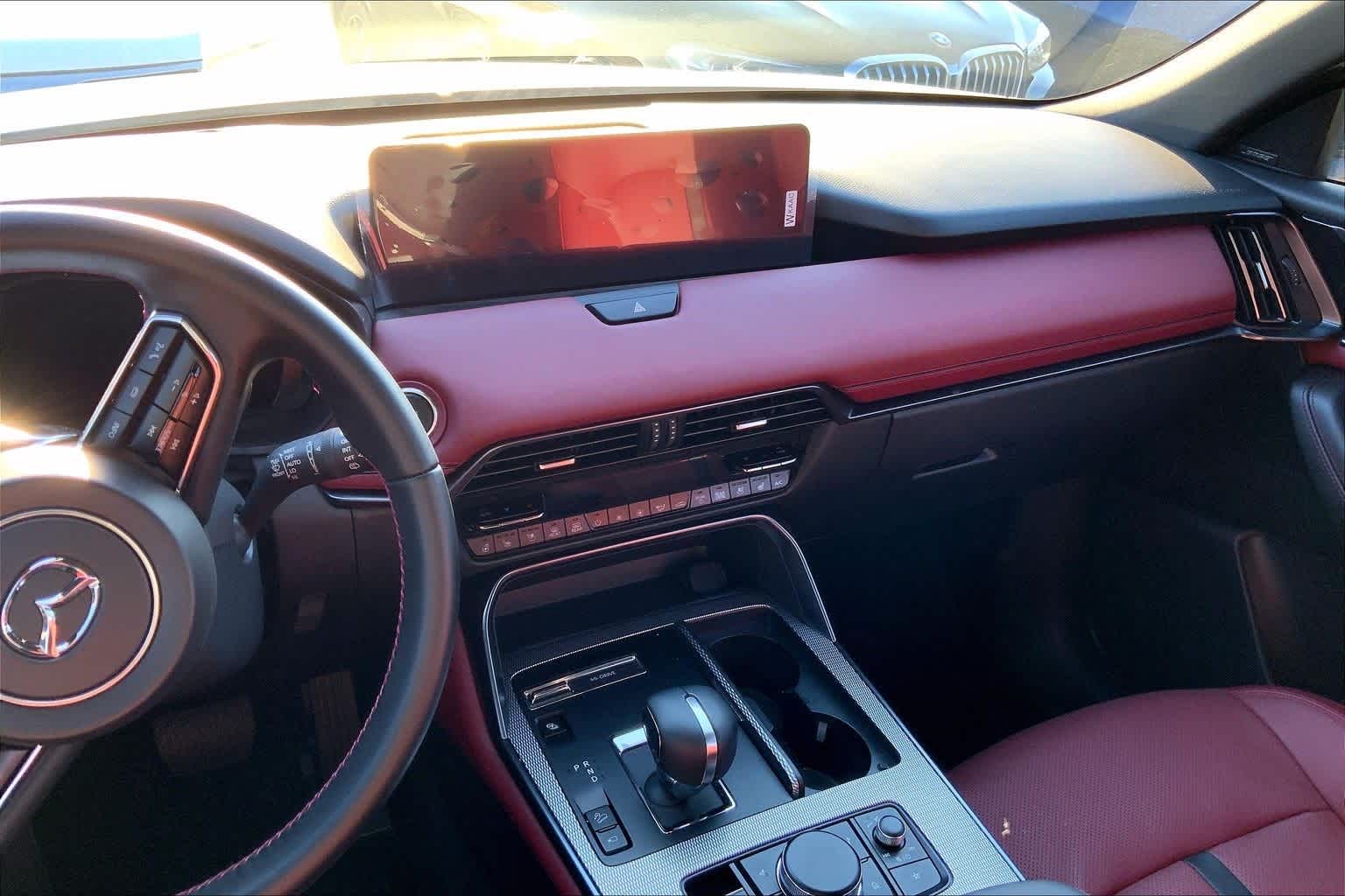 Thumbnail: 2025 Mazda CX-70 - 16