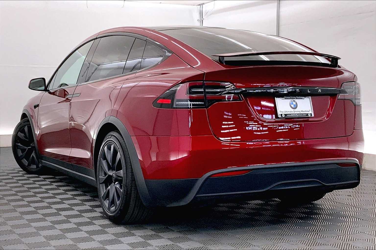 2023 Tesla Model X photo 4