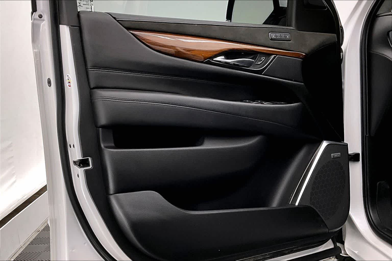 Thumbnail: 2020 Cadillac Escalade - 27