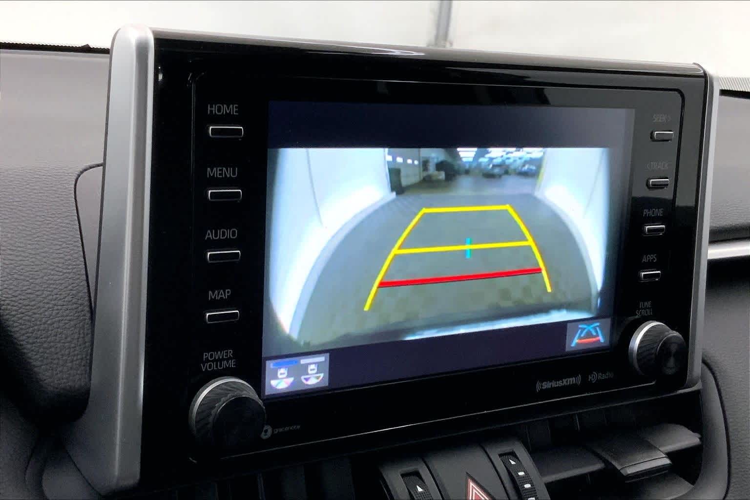 Thumbnail: 2021 Toyota RAV4 - 26