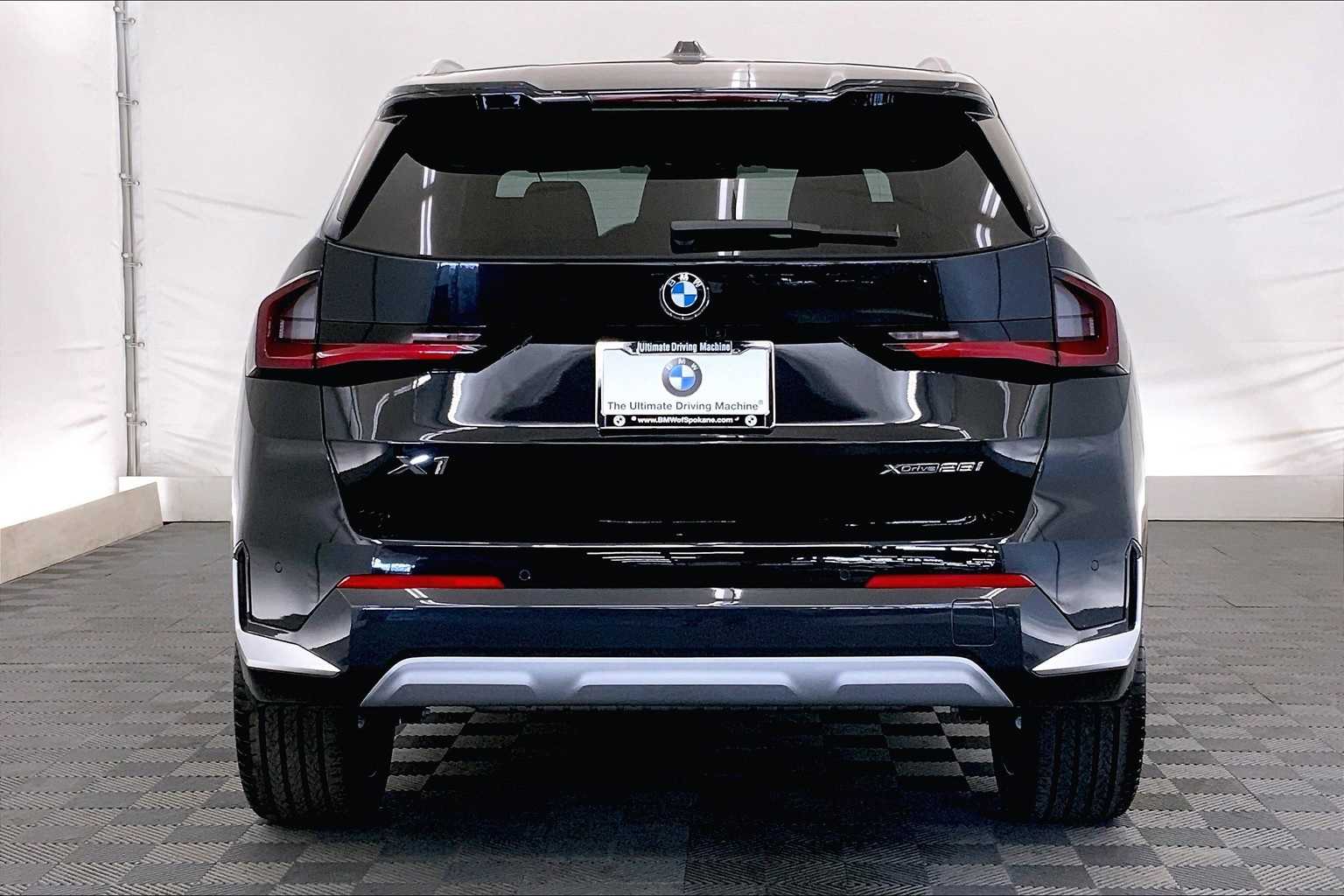 Thumbnail: 2025 BMW X1 - 5