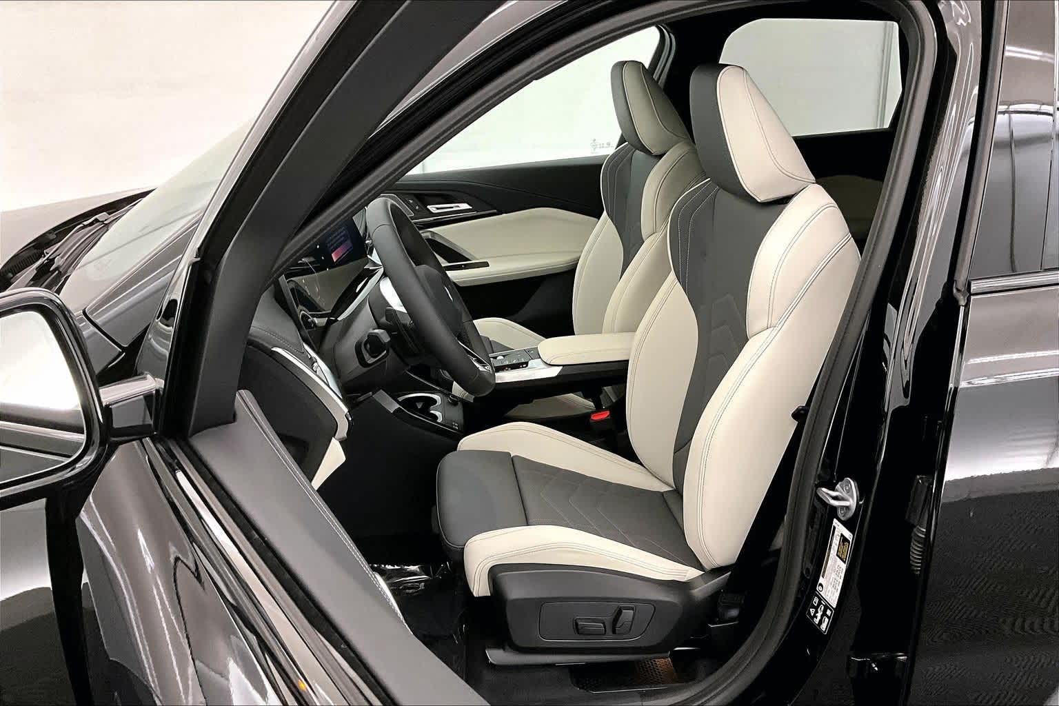 Thumbnail: 2026 BMW X1 - 11