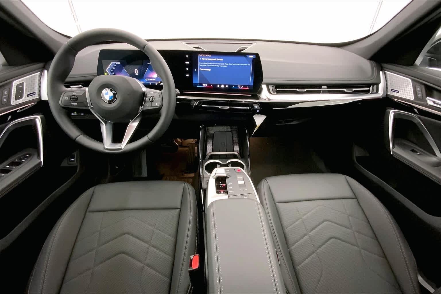 Thumbnail: 2025 BMW X1 - 10