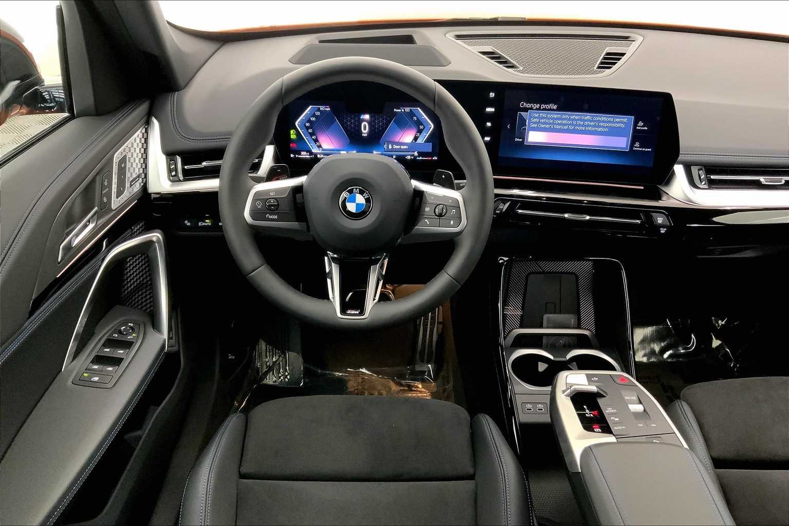 Thumbnail: 2025 BMW X1 - 15