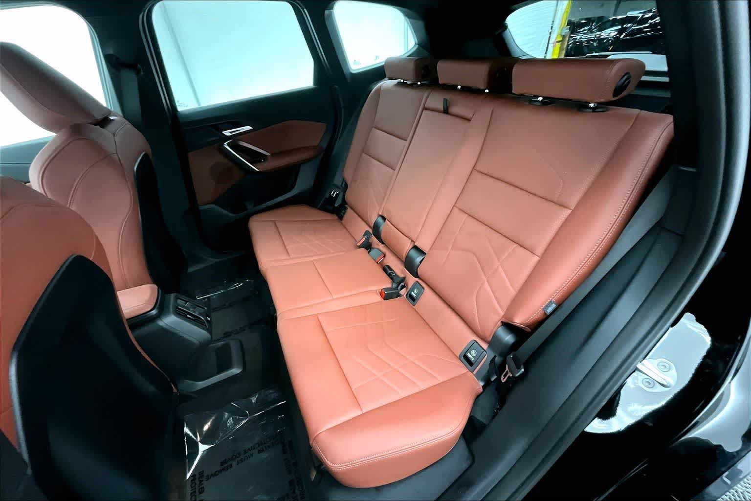 Thumbnail: 2026 BMW X1 - 13