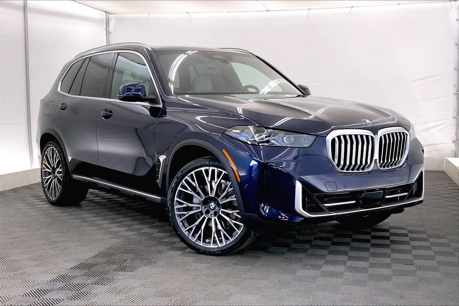 Thumbnail: 2026 BMW X5 - 21