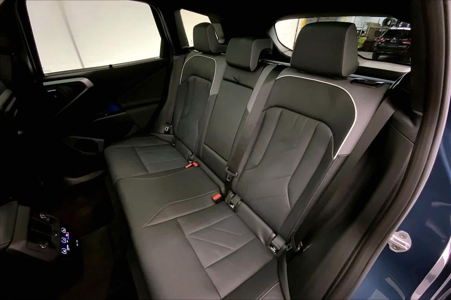 Thumbnail: 2025 BMW X3 - 29