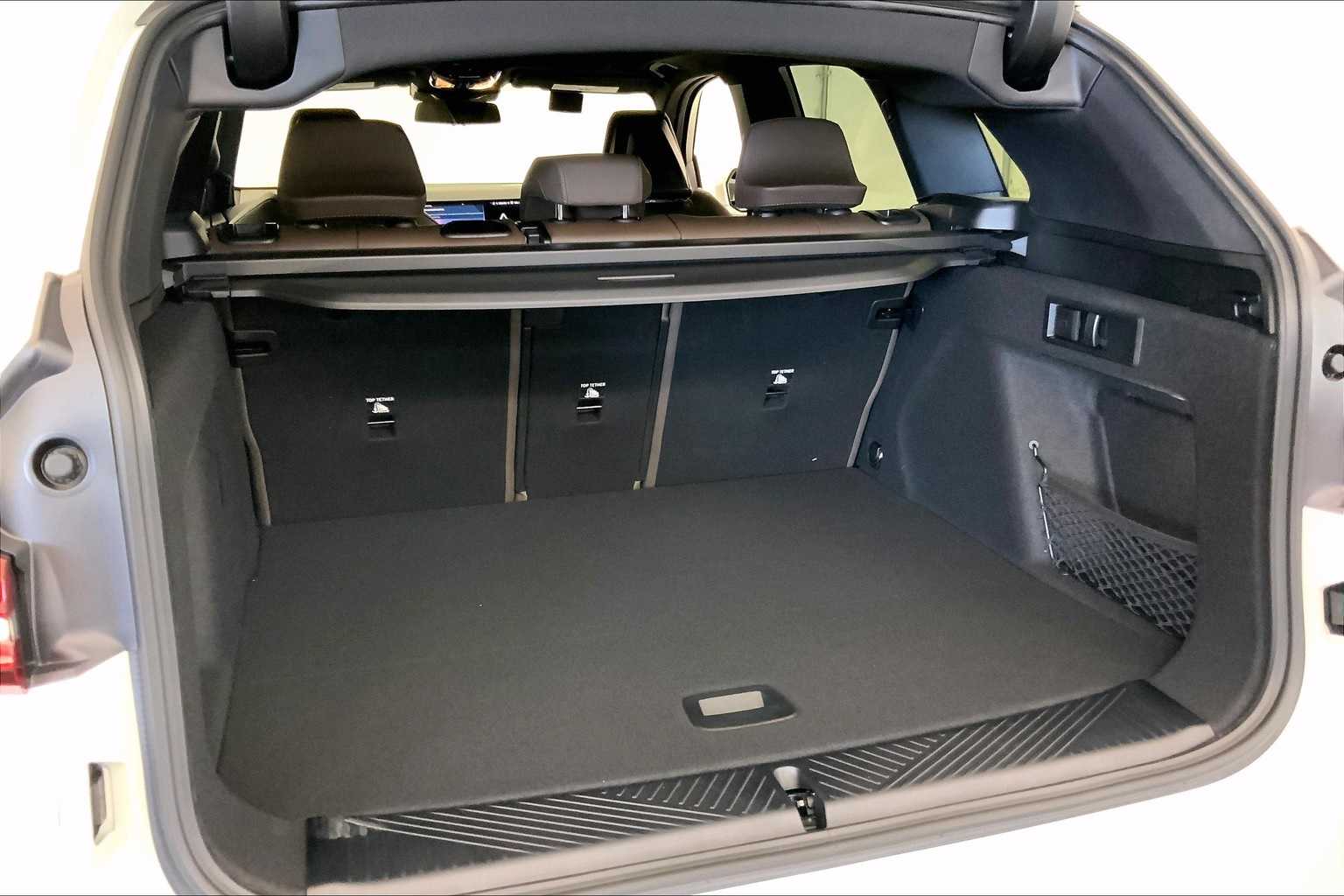 Thumbnail: 2025 BMW X3 - 19