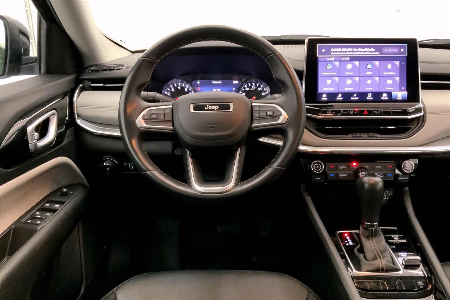 Thumbnail: 2022 Jeep Compass - 14