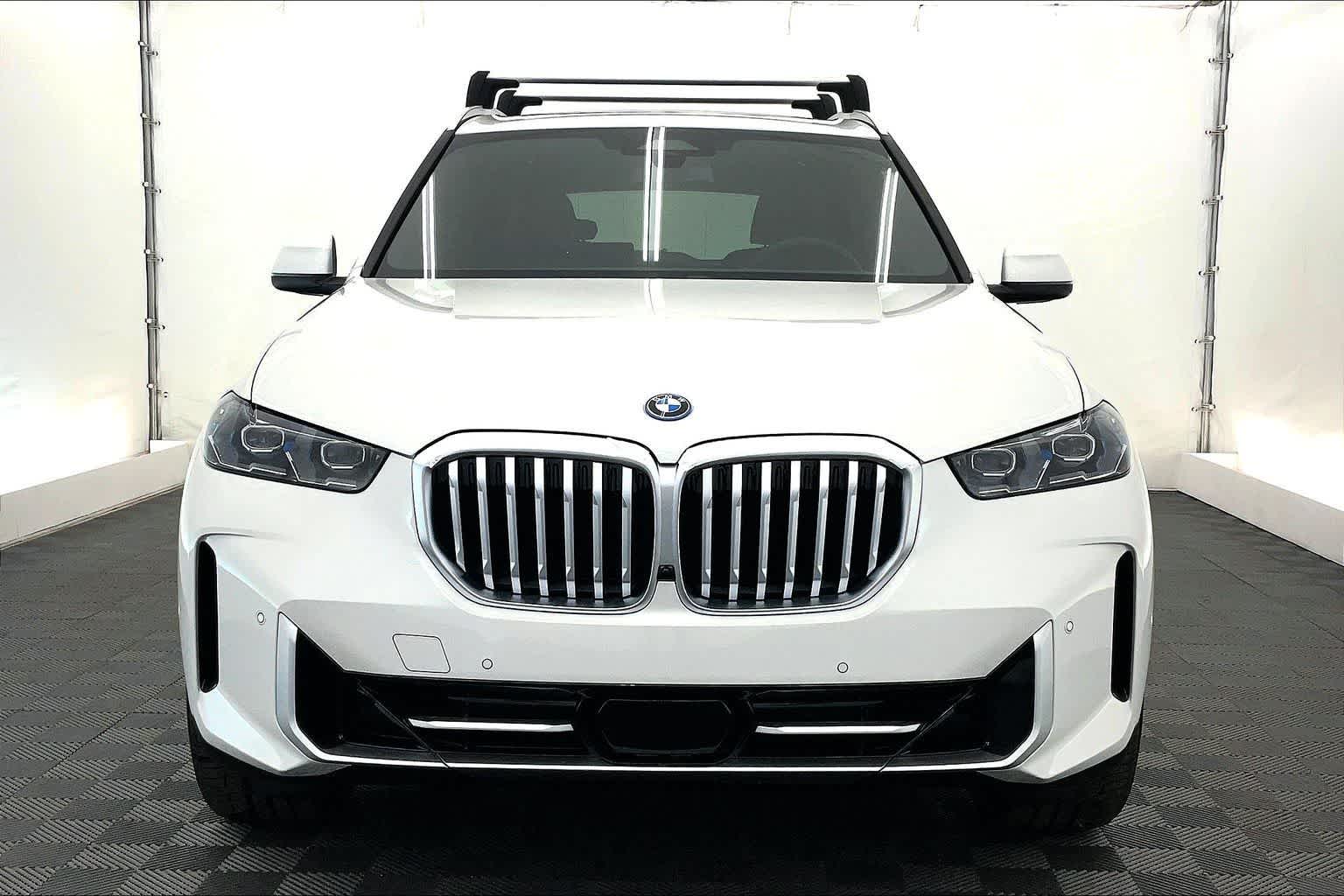 Thumbnail: 2026 BMW X5 - 6
