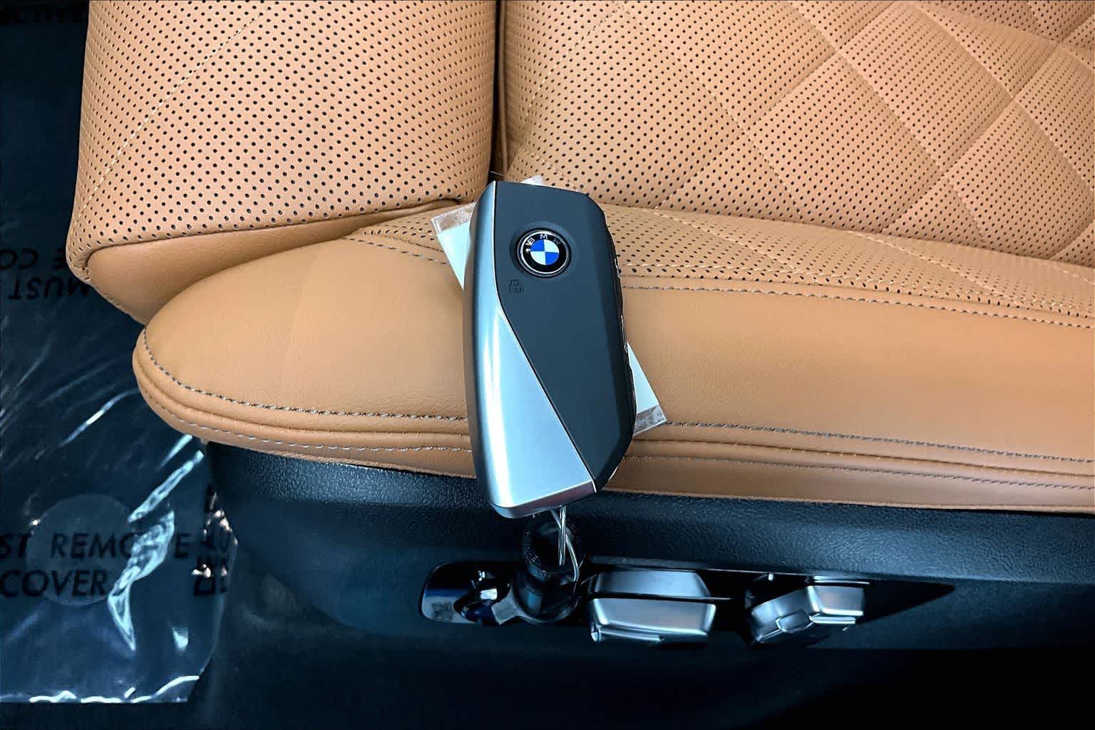 Thumbnail: 2026 BMW X5 - 20