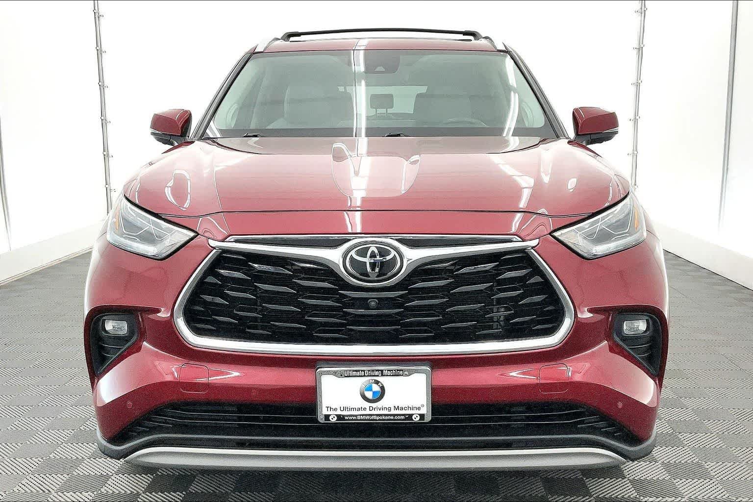 Thumbnail: 2022 Toyota Highlander - 6