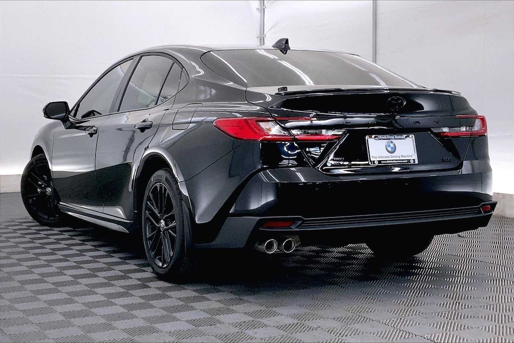 Used 2025 Toyota Camry SE Sedan