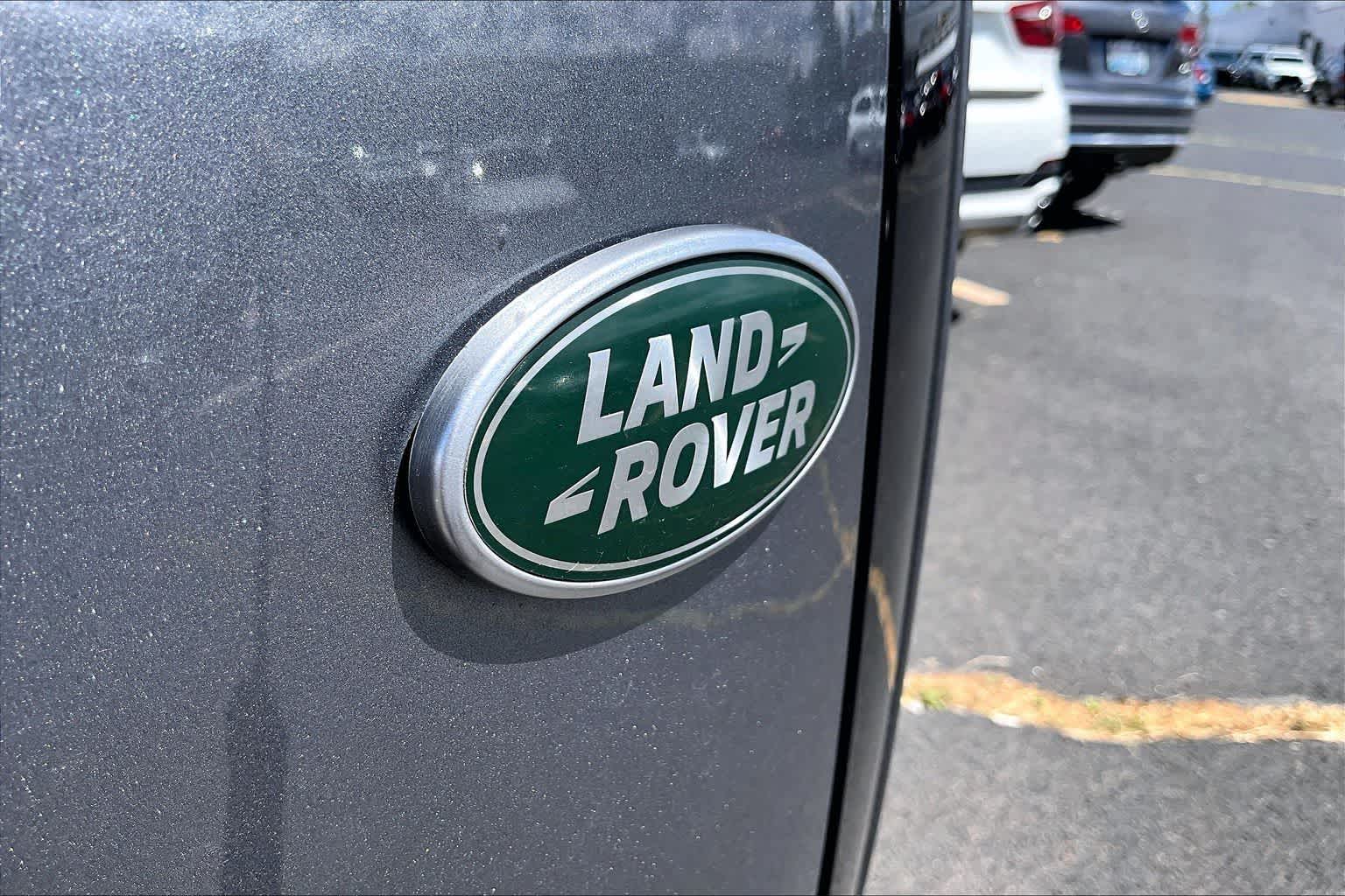 Thumbnail: 2023 Land Rover Range Rover - 7