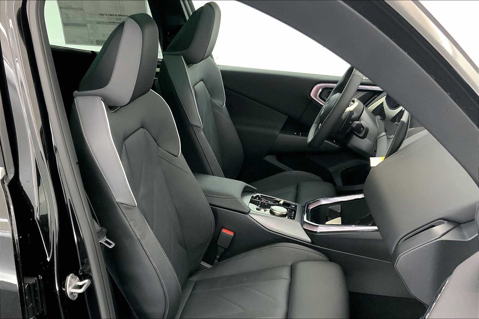 Thumbnail: 2025 BMW X3 - 14