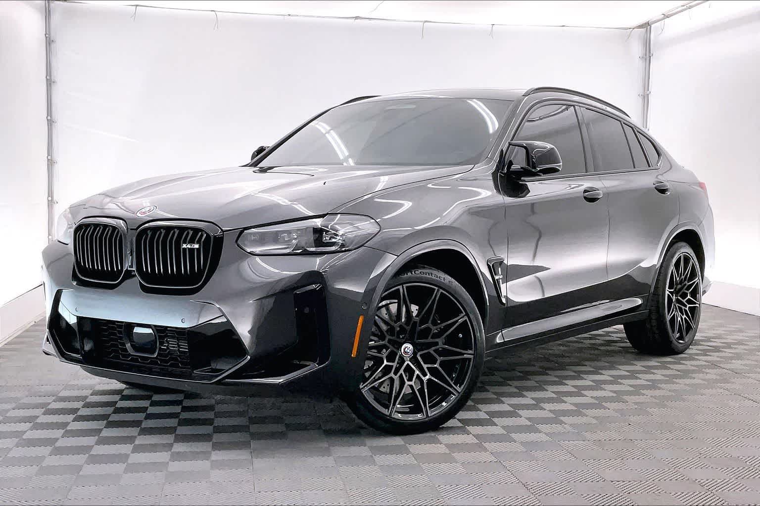 Thumbnail: 2023 BMW X4 - 1