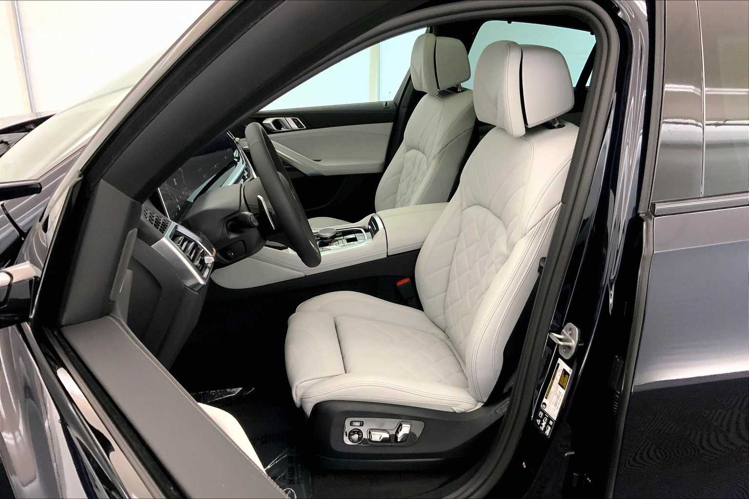 Thumbnail: 2026 BMW X6 - 11