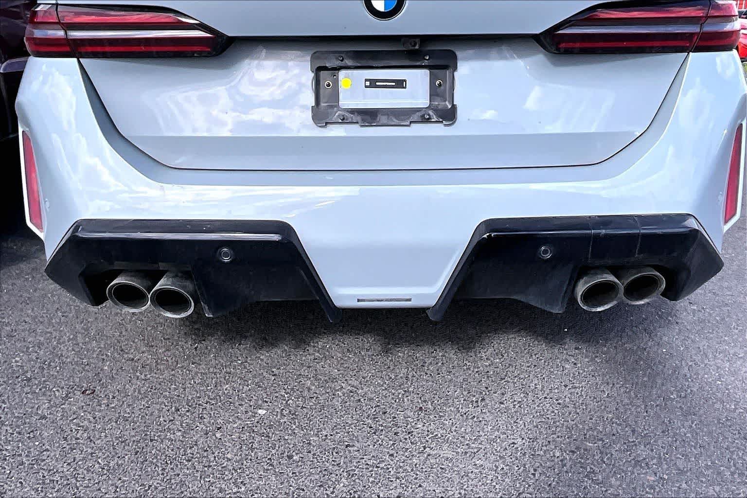 Thumbnail: 2026 BMW M5 - 10