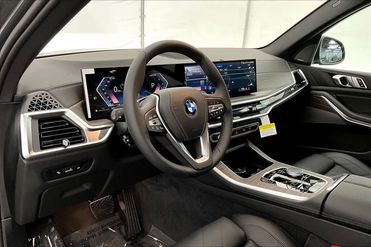 Thumbnail: 2026 BMW X5 - 2