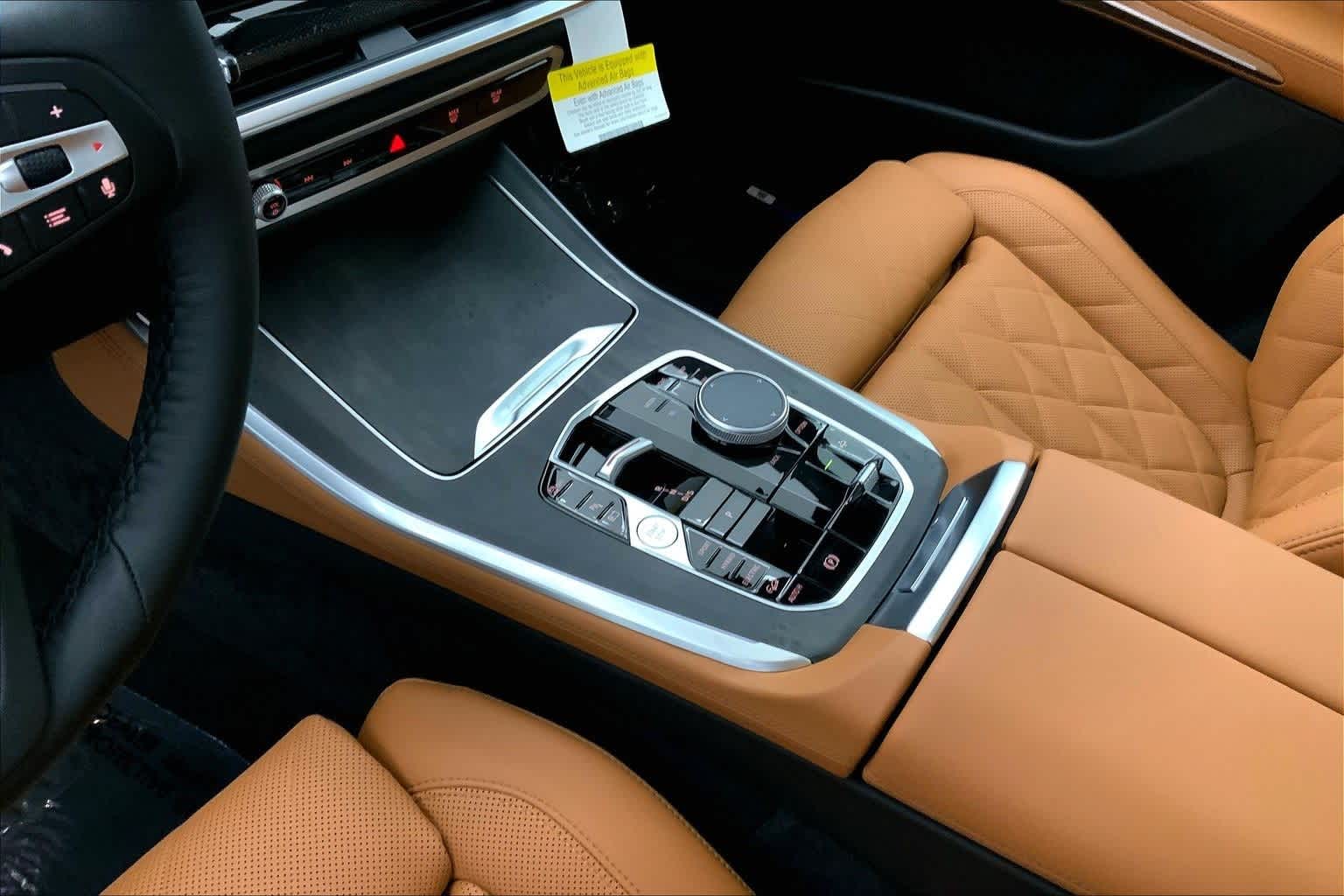 Thumbnail: 2026 BMW X5 - 17