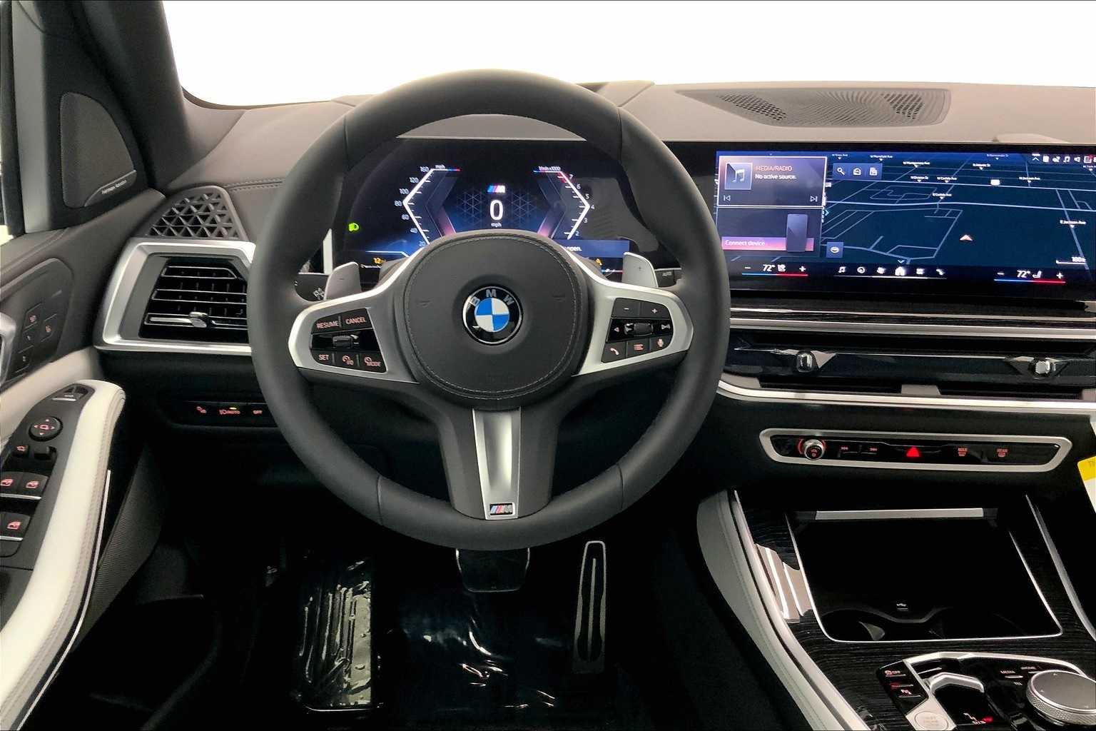 Thumbnail: 2026 BMW X5 - 15
