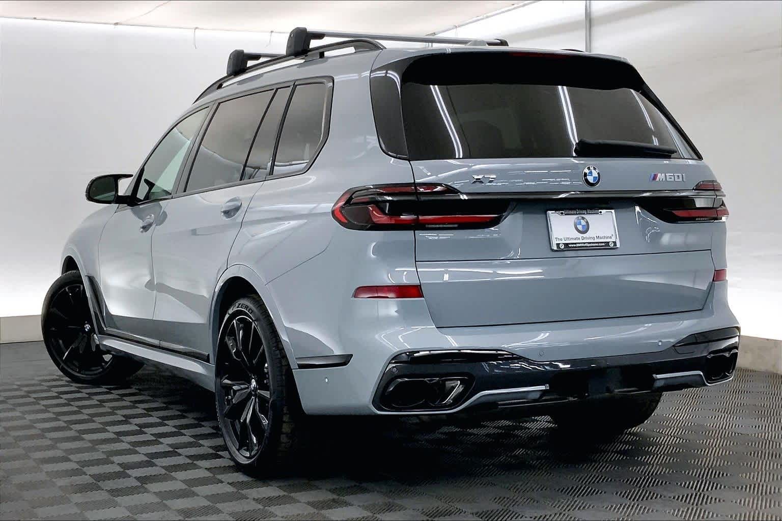 Thumbnail: 2026 BMW X7 - 4