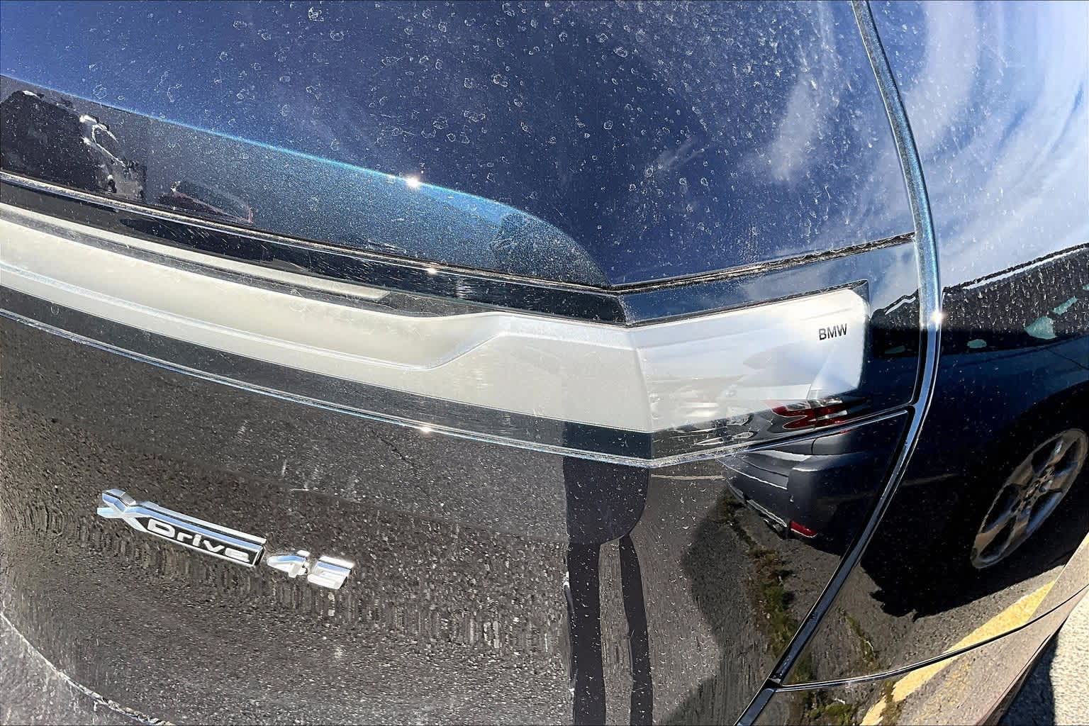 Thumbnail: 2026 BMW iX - 12