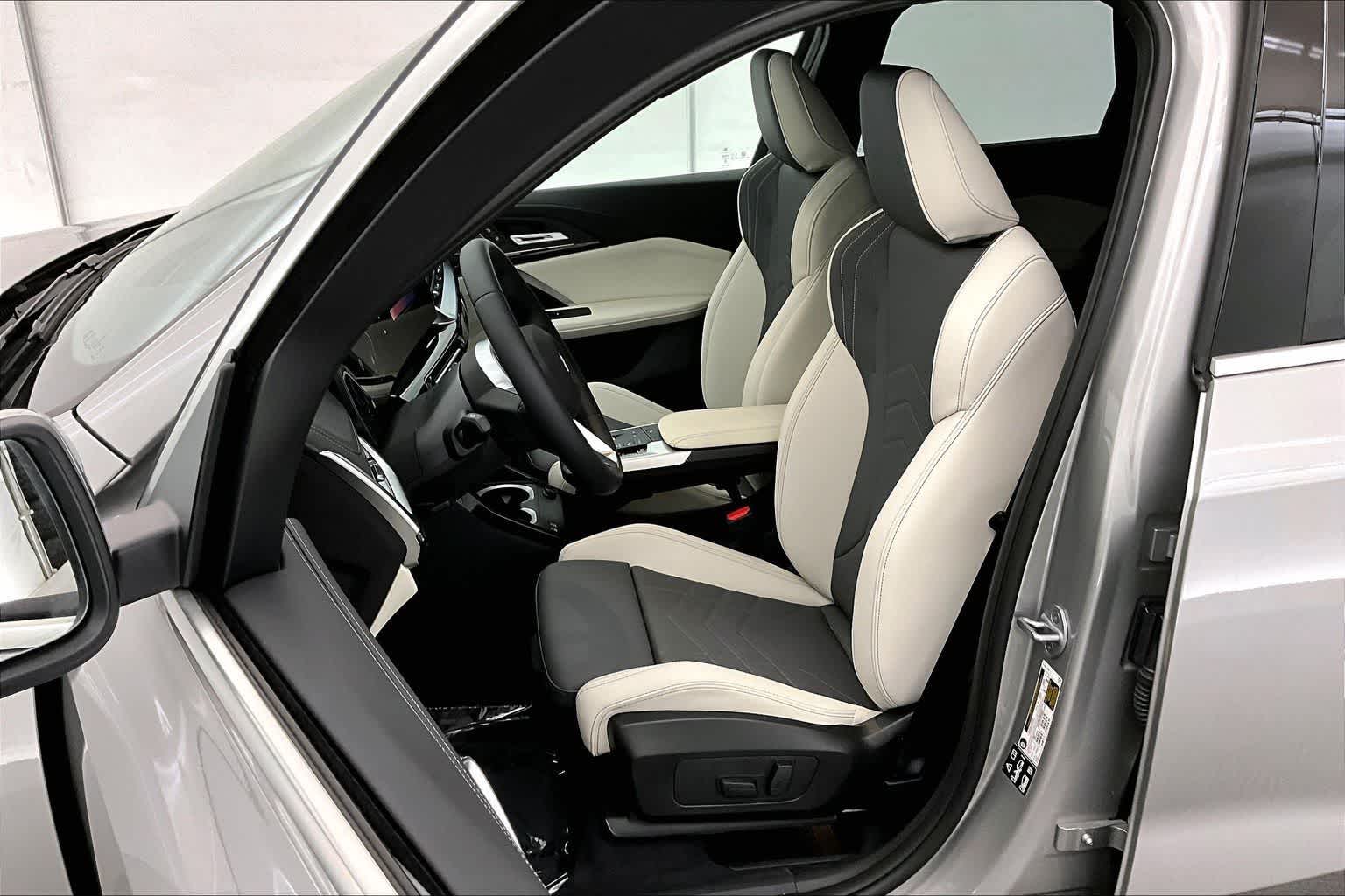 Thumbnail: 2026 BMW X1 - 11