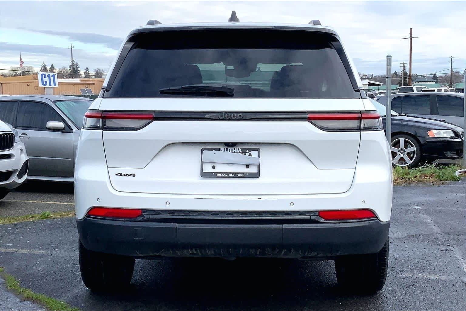 Thumbnail: 2023 Jeep Grand Cherokee - 5