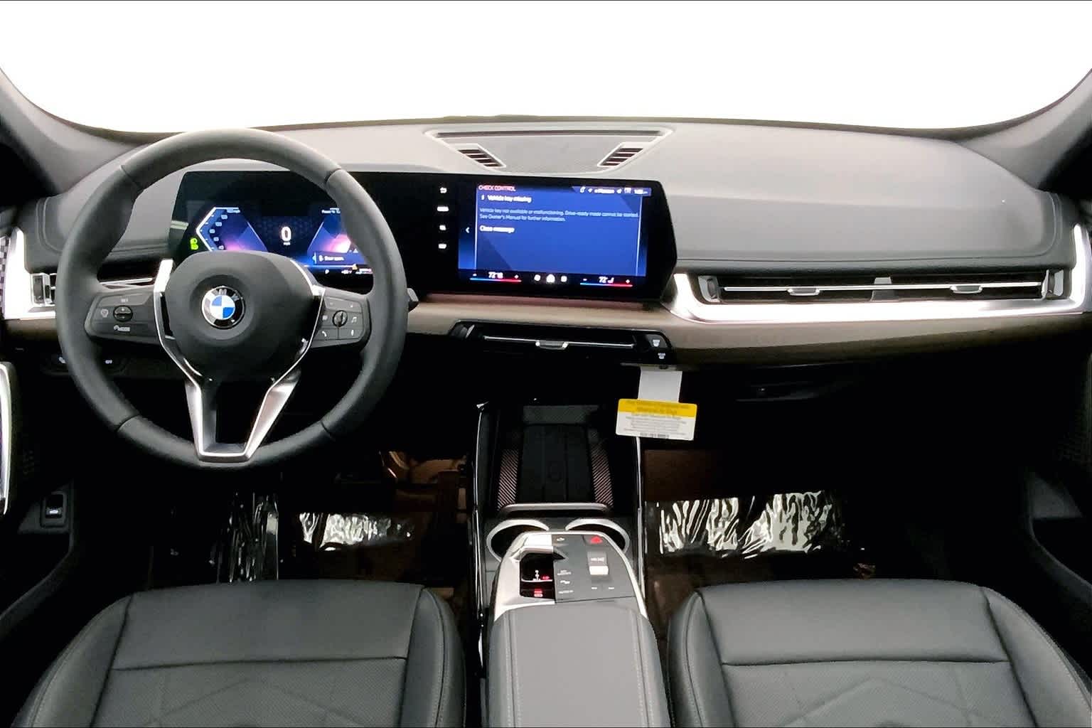 Thumbnail: 2025 BMW X1 - 10