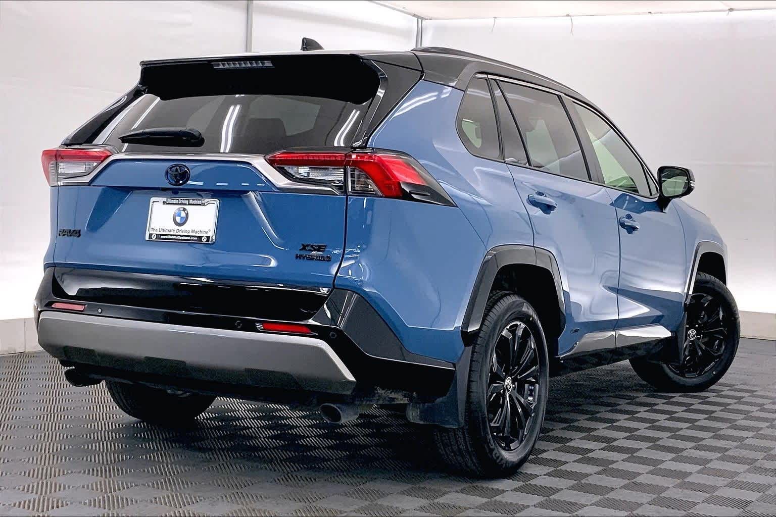 Thumbnail: 2024 Toyota RAV4 - 22