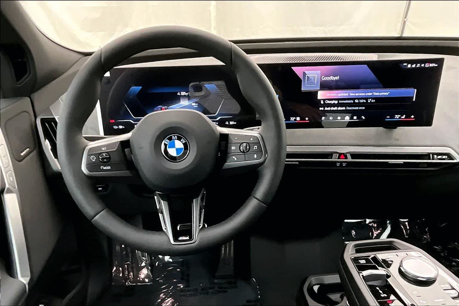 Thumbnail: 2026 BMW iX - 15