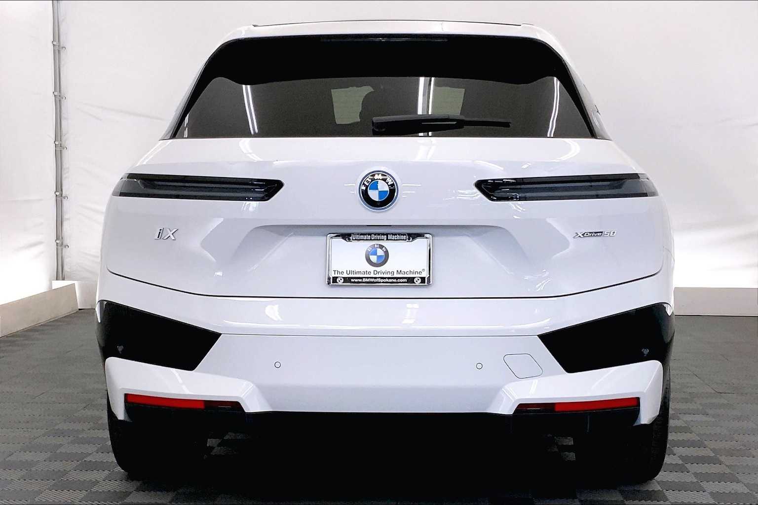 Thumbnail: 2024 BMW iX - 5