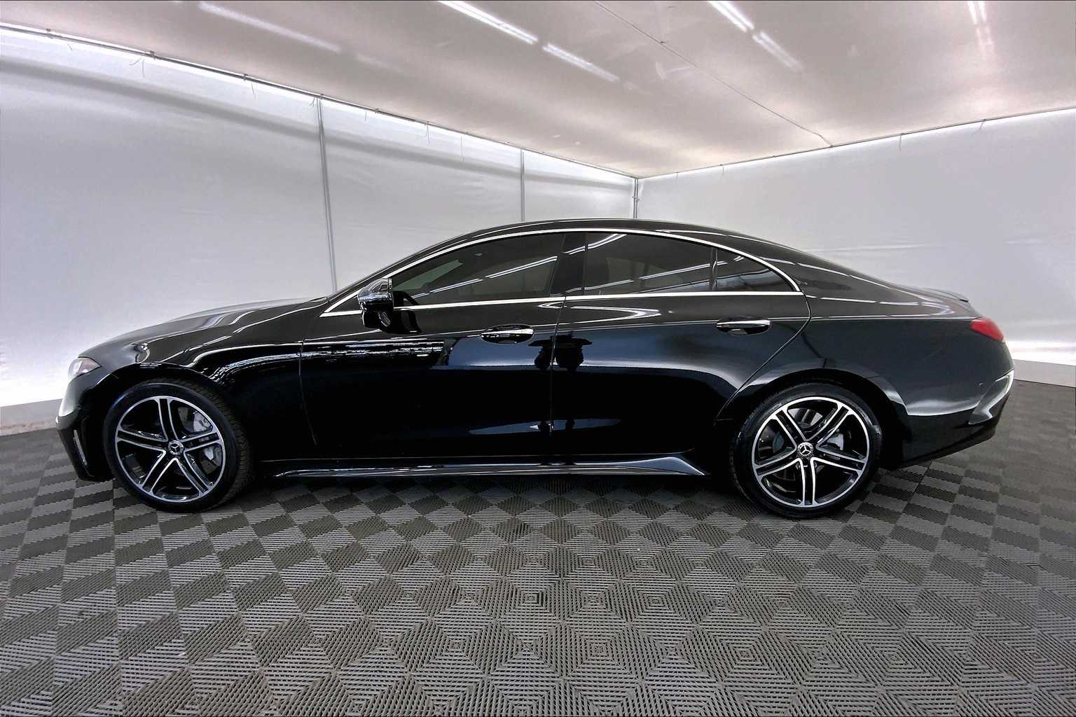 Thumbnail: 2022 Mercedes-Benz CLS - 3