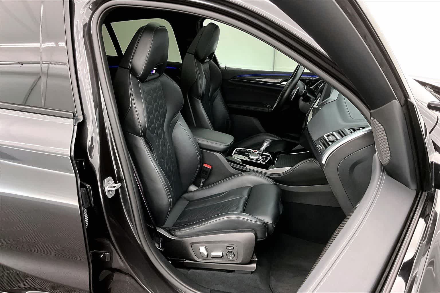 Thumbnail: 2023 BMW X4 - 13