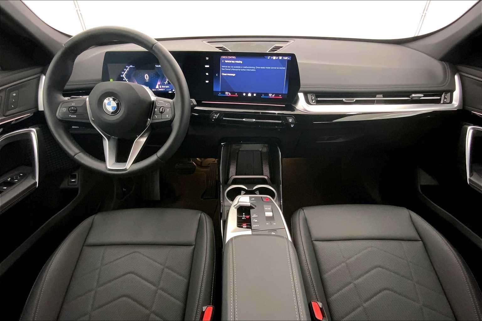 Thumbnail: 2025 BMW X1 - 10