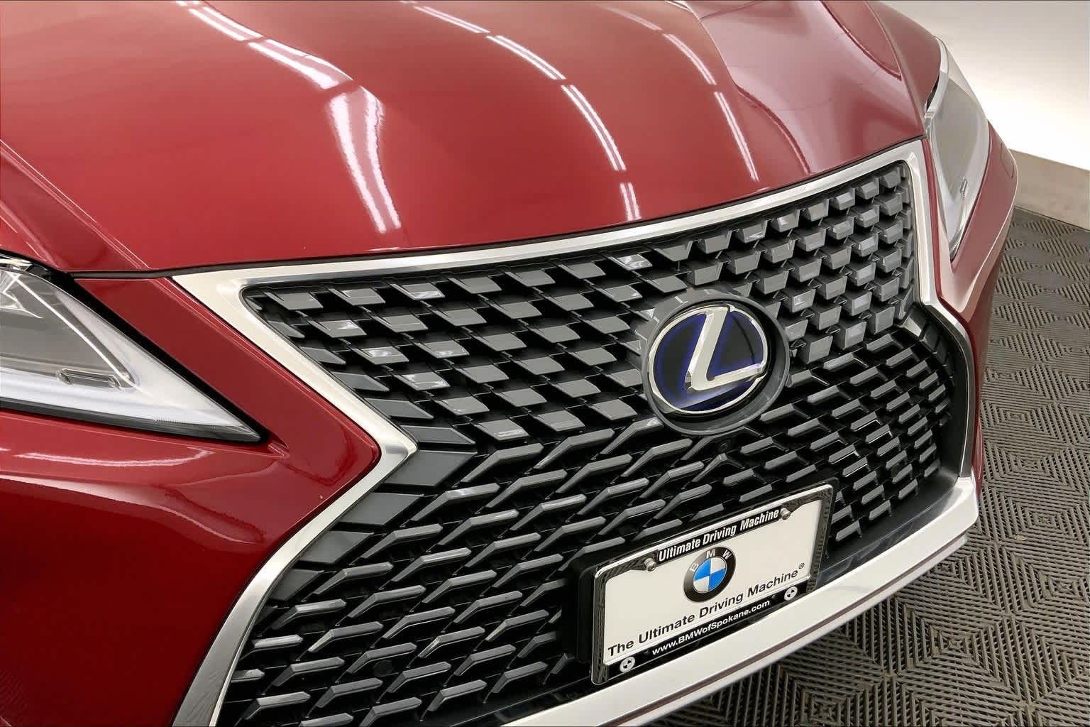 Thumbnail: 2022 Lexus RX - 33