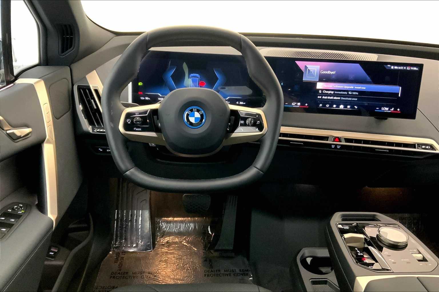 Thumbnail: 2025 BMW iX - 15