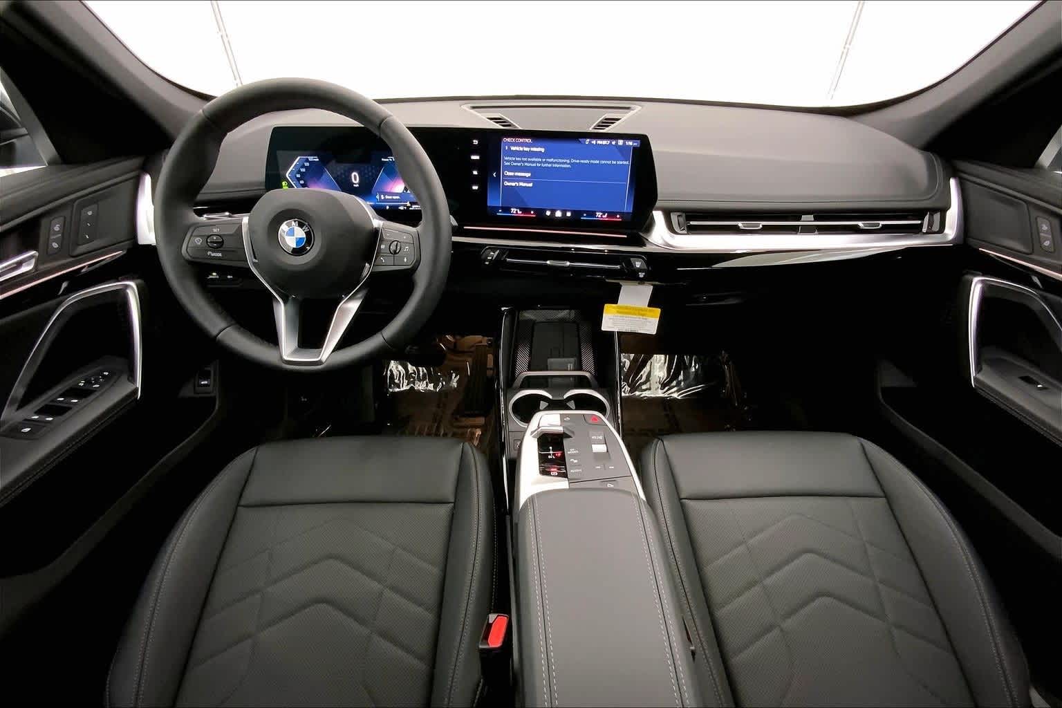 Thumbnail: 2026 BMW X1 - 10