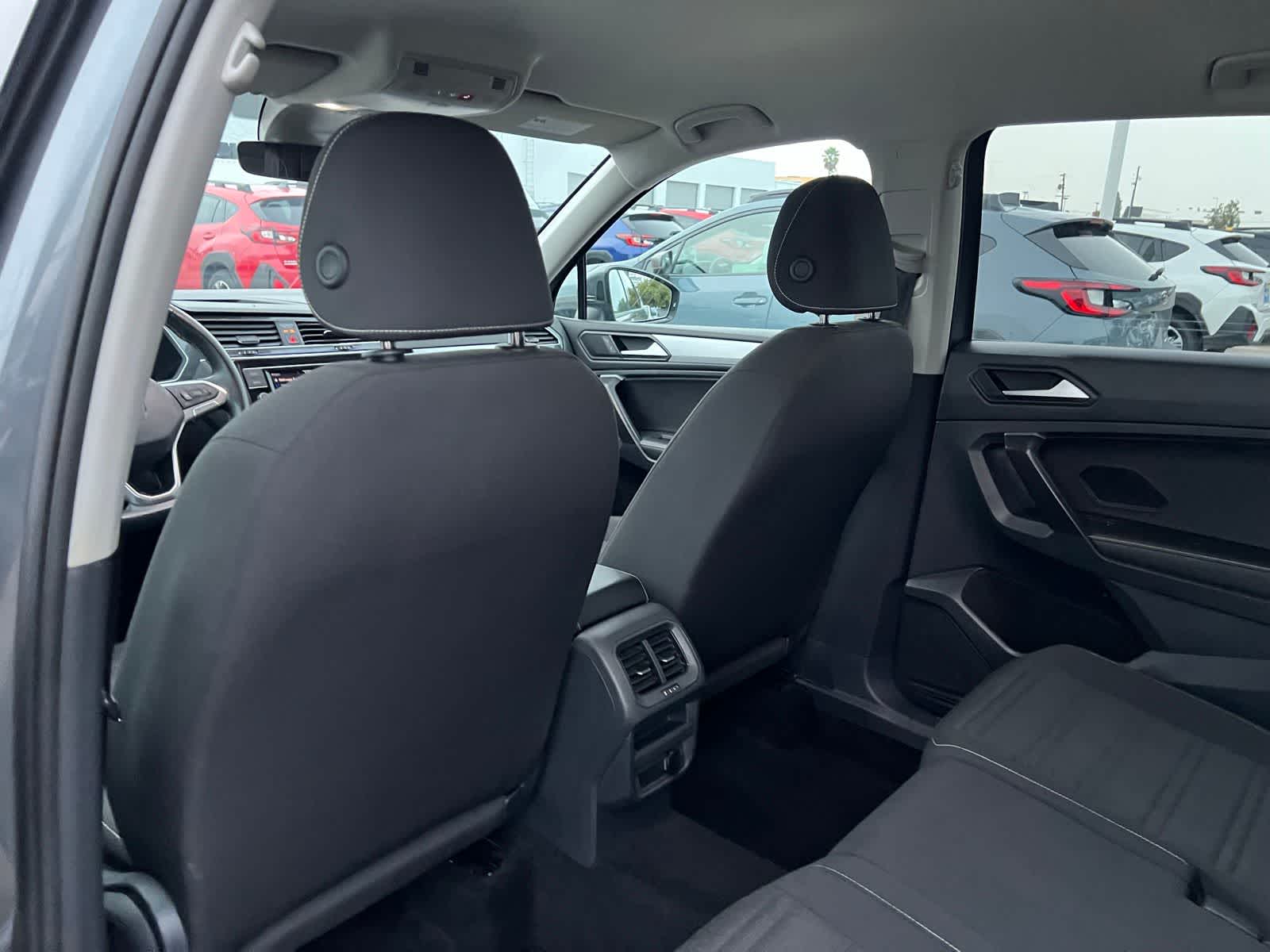 Thumbnail: 2024 Volkswagen Tiguan - 11