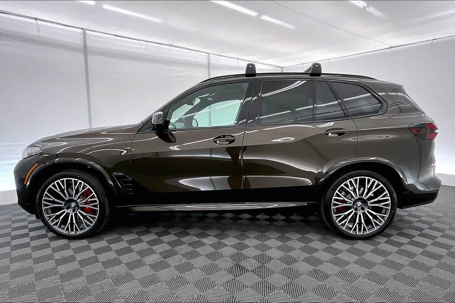 Thumbnail: 2026 BMW X5 - 3