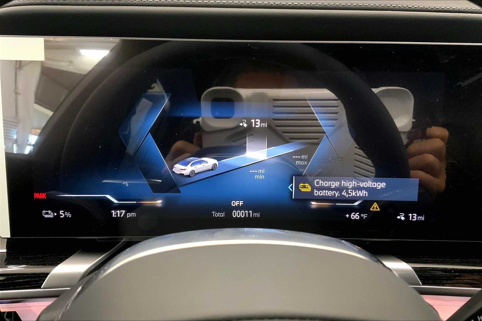 Thumbnail: 2026 BMW i7 - 18