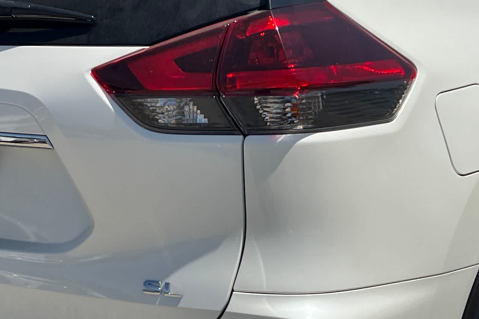 Thumbnail: 2020 Nissan Rogue - 29
