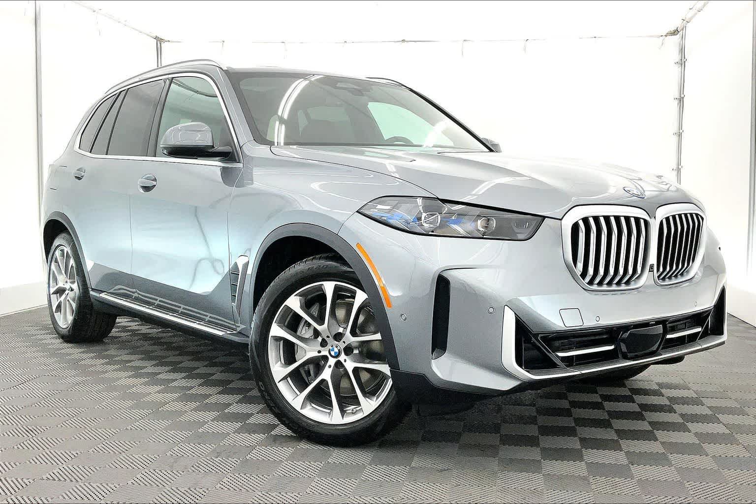 Thumbnail: 2026 BMW X5 - 21